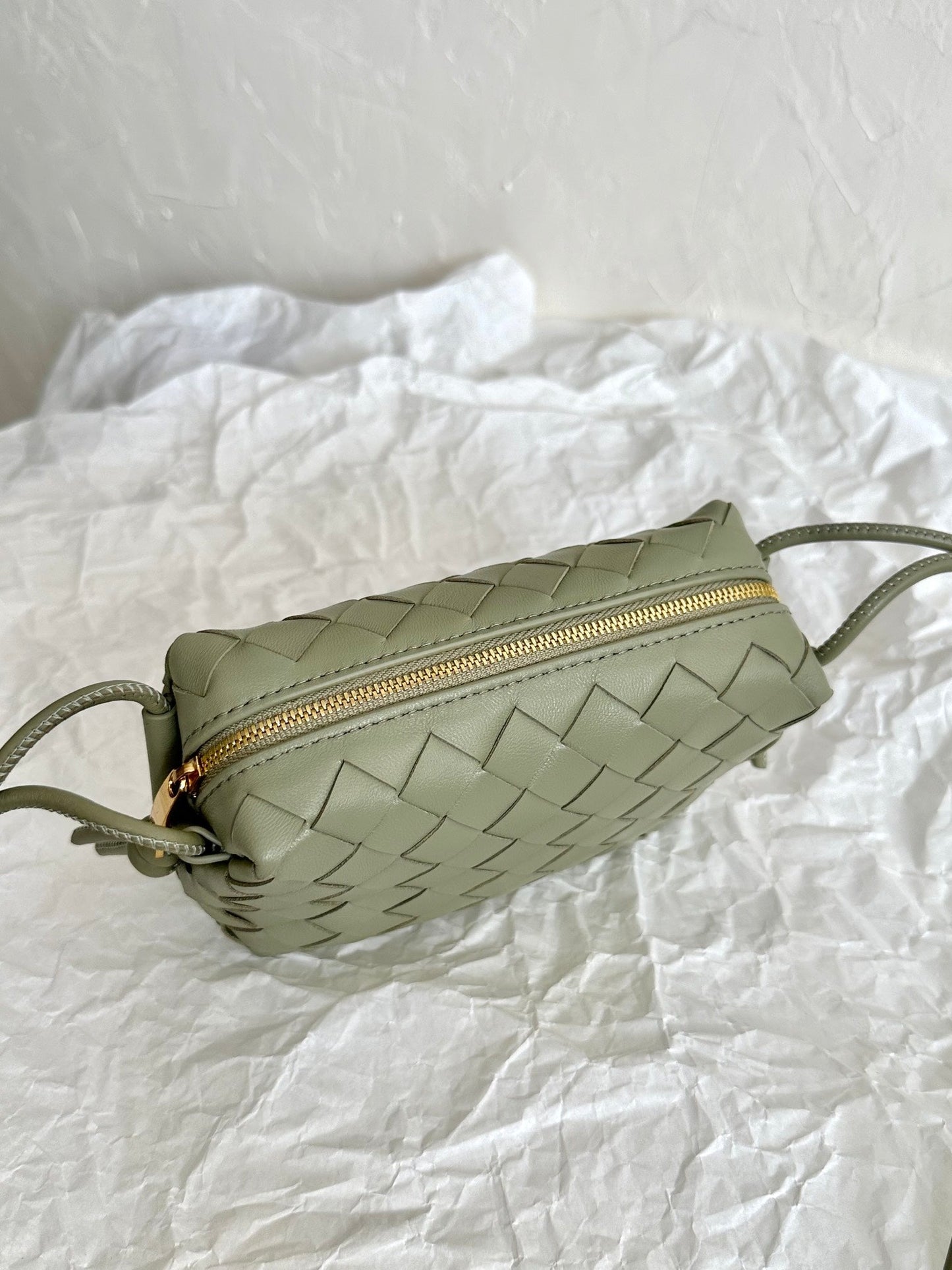 Bottega Veneta BV LOOP MINI 17CM KHAKI CALFSKIN
