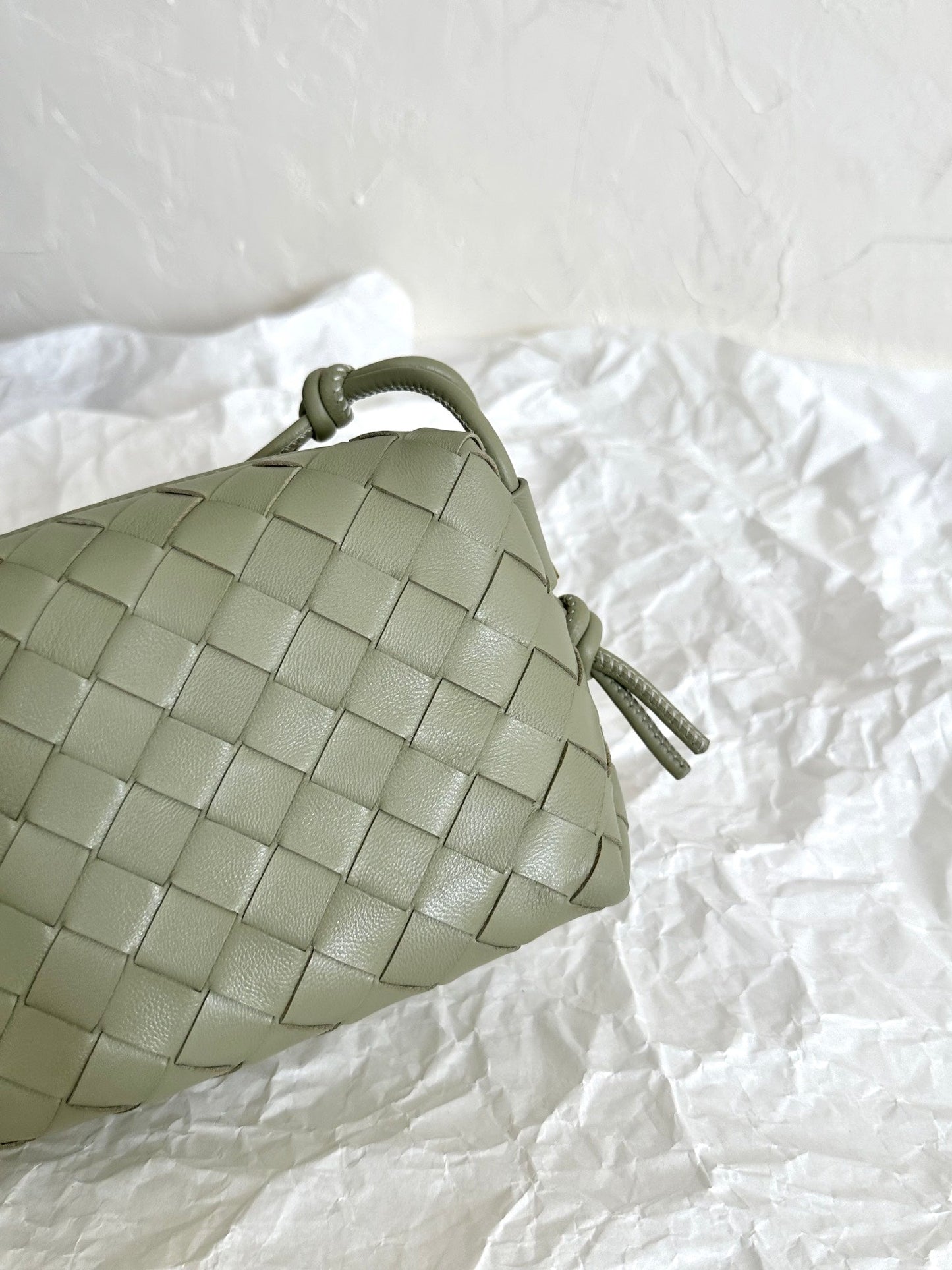 Bottega Veneta BV LOOP MINI 17CM KHAKI CALFSKIN