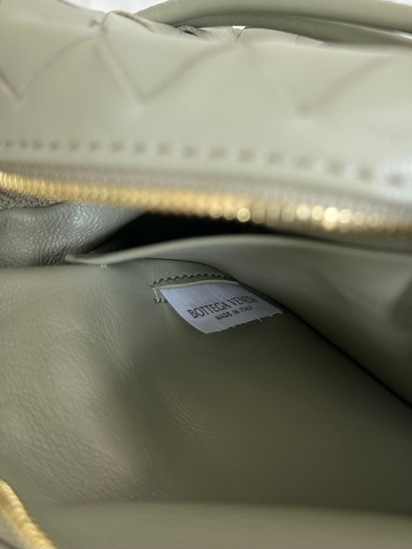 Bottega Veneta BV LOOP MINI 17CM KHAKI CALFSKIN