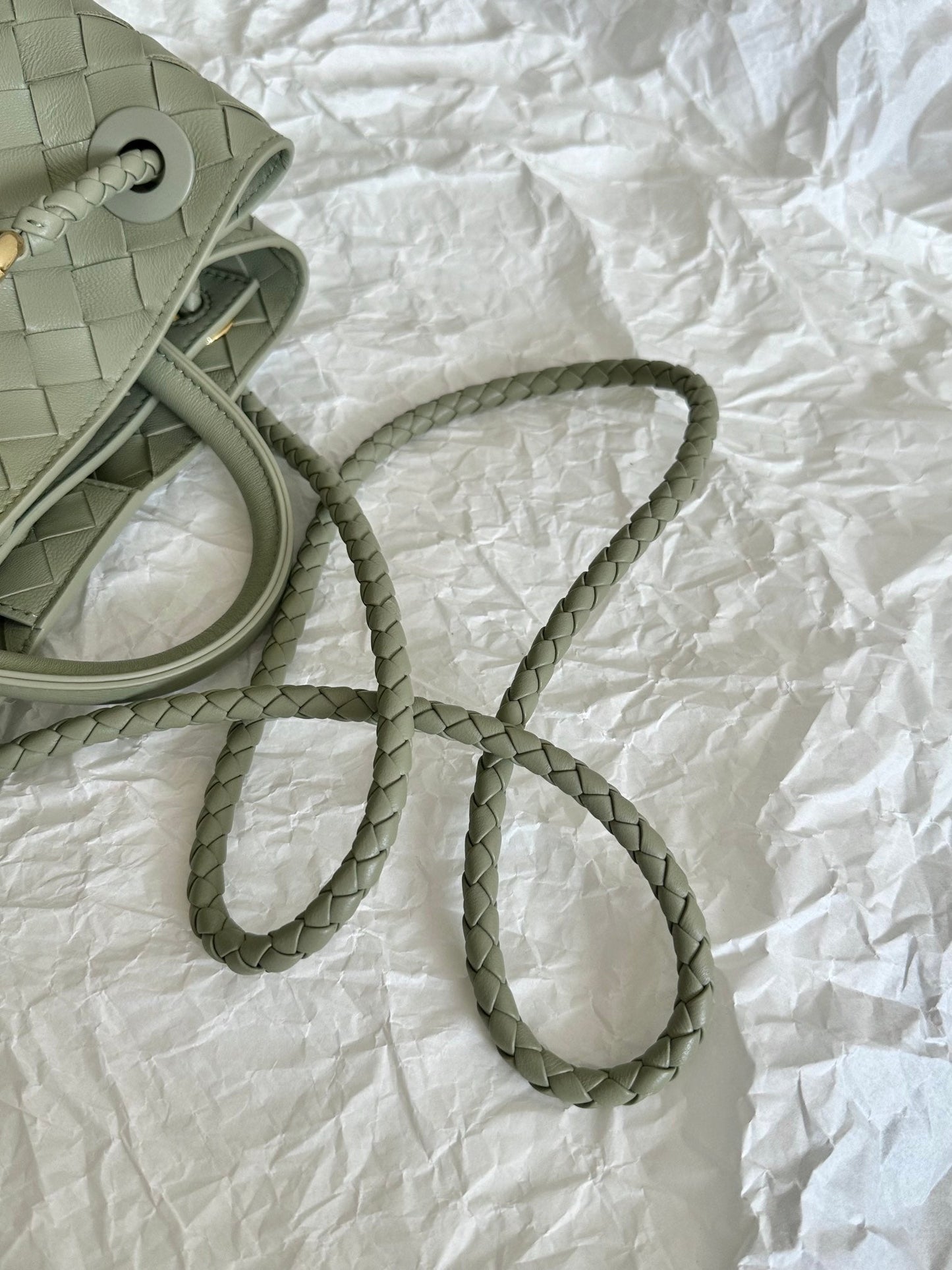 Bottega Veneta BV SMALL ANDIAMO 25CM LIGHT GREEN LAMBSKIN