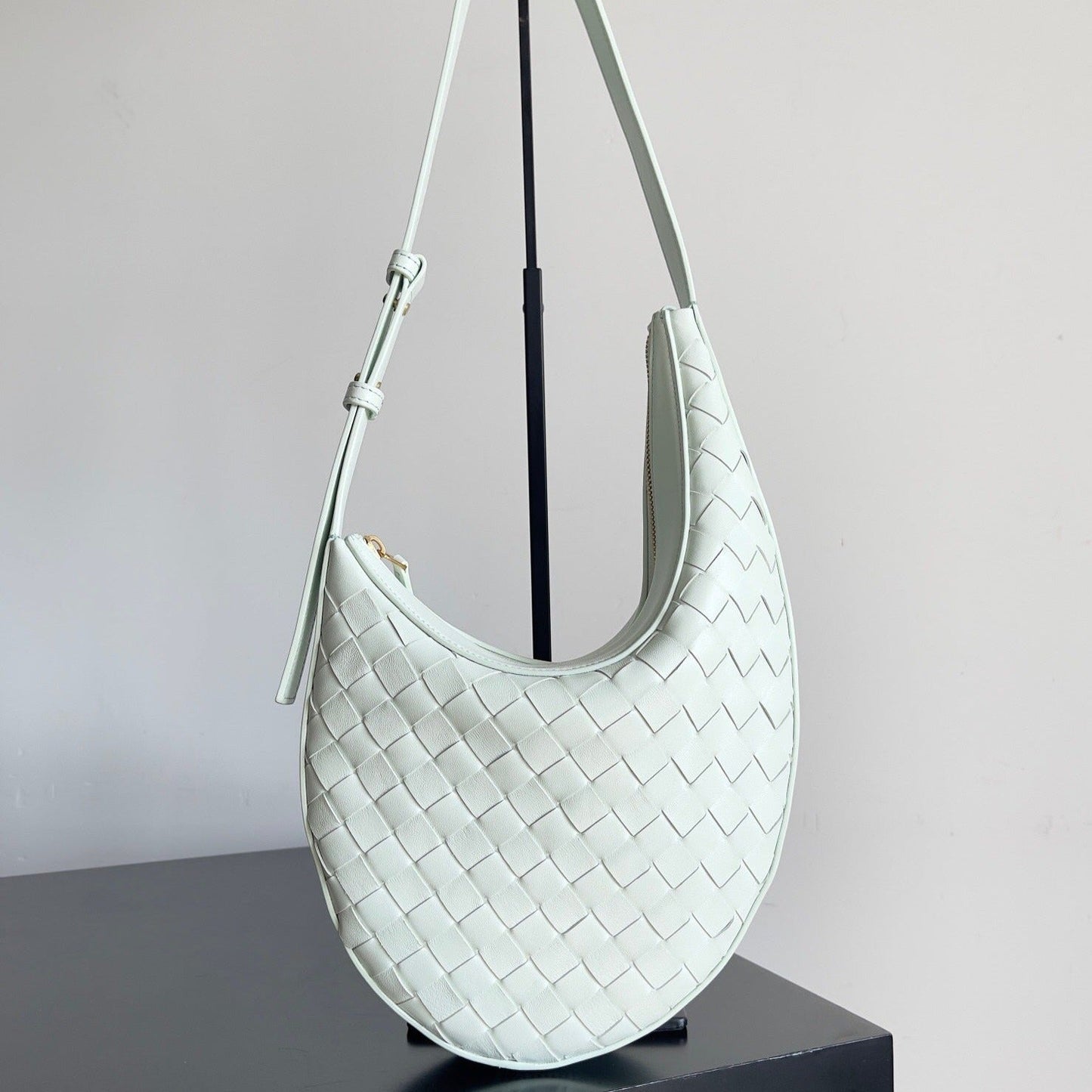 Bottega Veneta BV SMALL DROP 32CM LIGHT BLUE LAMBSKIN