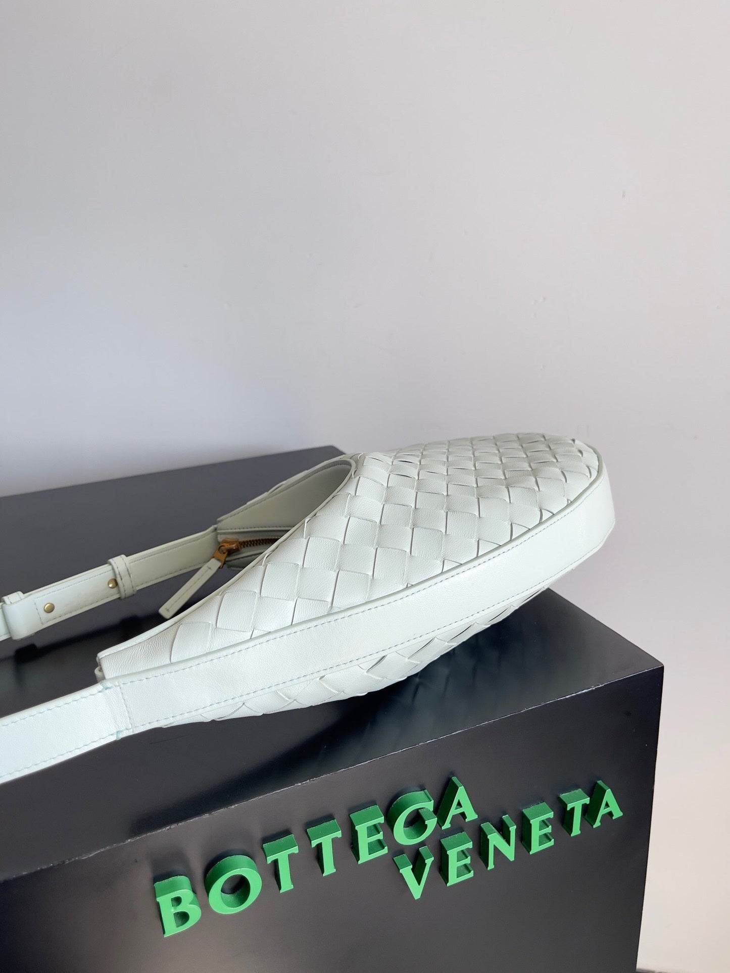 Bottega Veneta BV SMALL DROP 32CM LIGHT BLUE LAMBSKIN