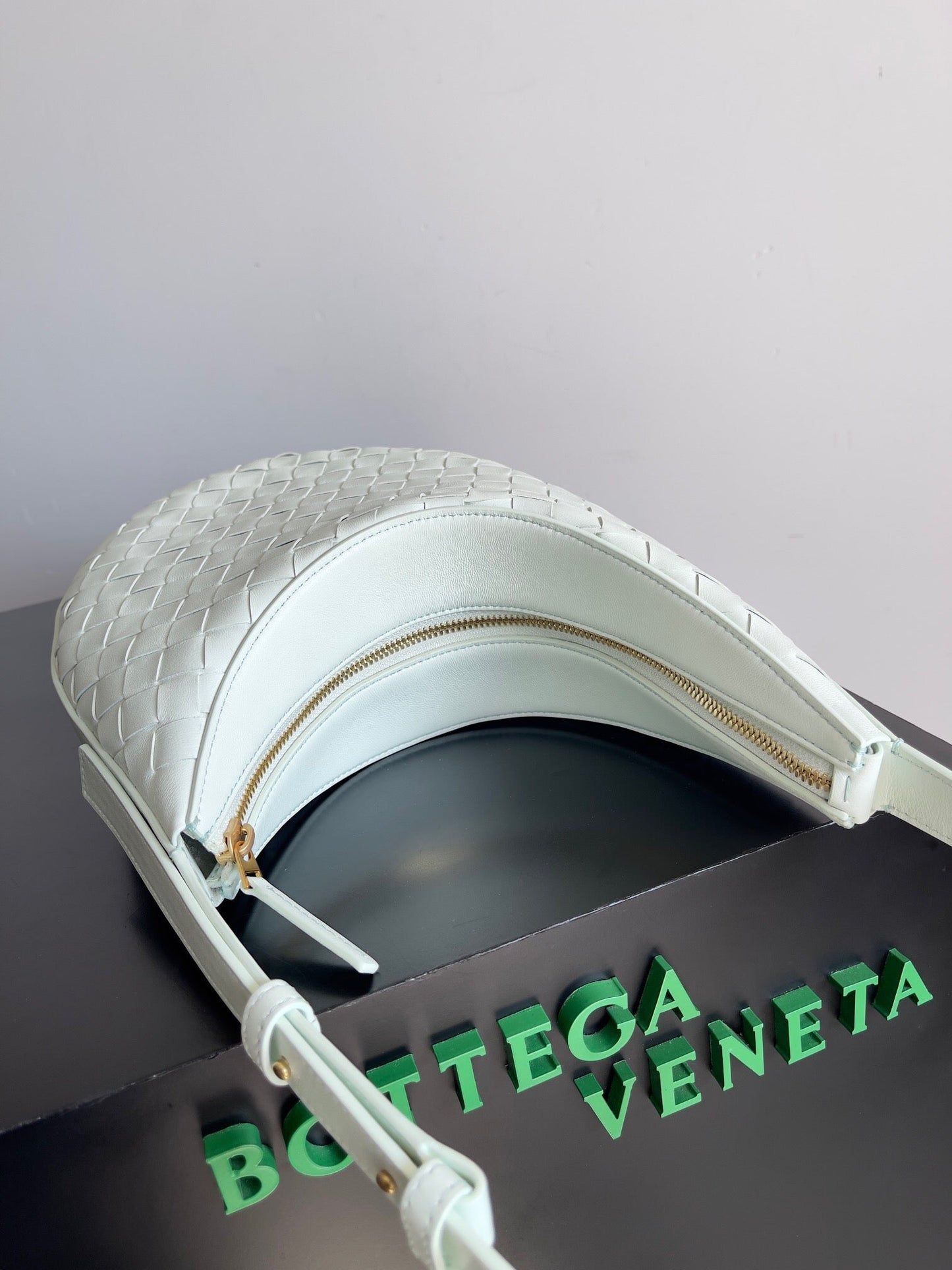 Bottega Veneta BV SMALL DROP 32CM LIGHT BLUE LAMBSKIN