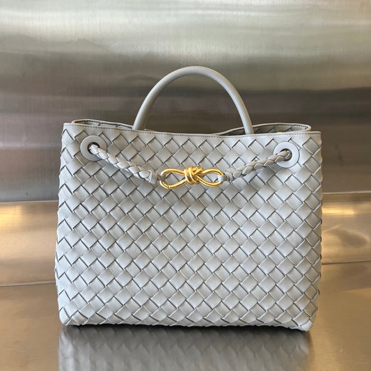 Bottega Veneta BV MEDIUM ANDIAMO 32CM GREY LAMBSKIN