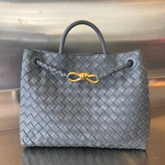 Bottega Veneta BV MEDIUM ANDIAMO 32CM DARK GREY LAMBSKIN