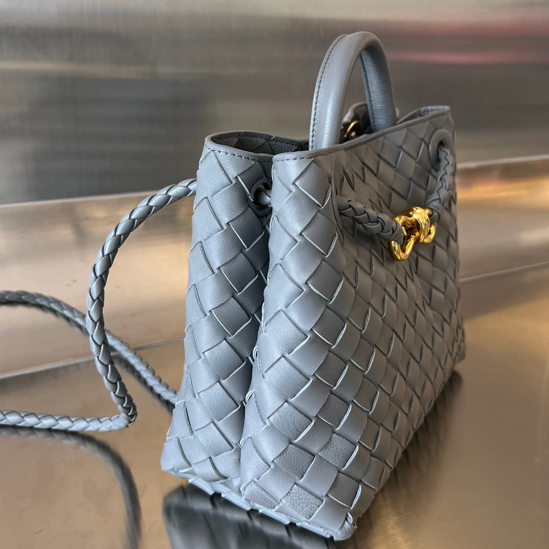 Bottega Veneta BV SMALL ANDIAMO 25CM DARK GREY LAMBSKIN