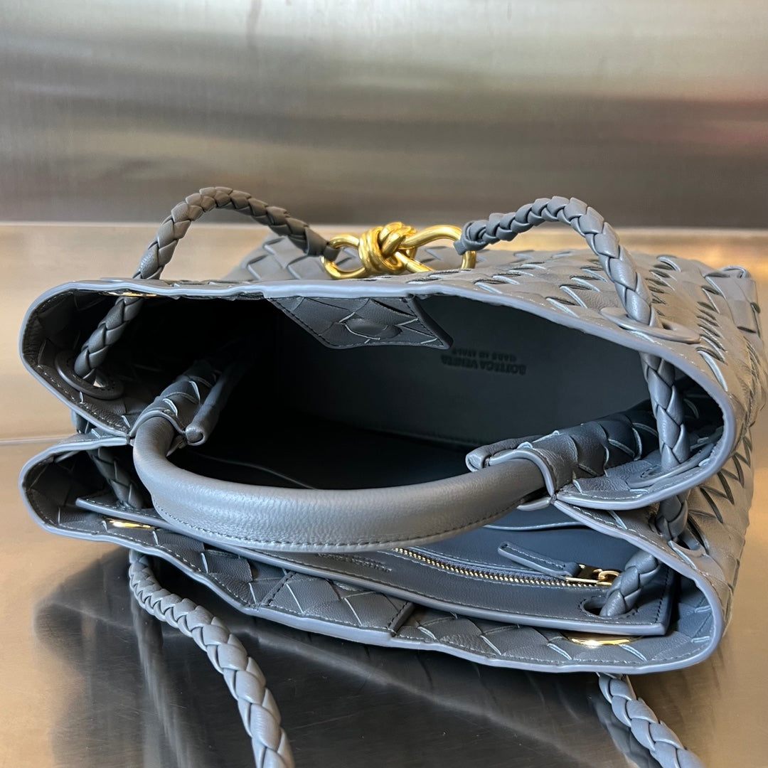 Bottega Veneta BV SMALL ANDIAMO 25CM DARK GREY LAMBSKIN