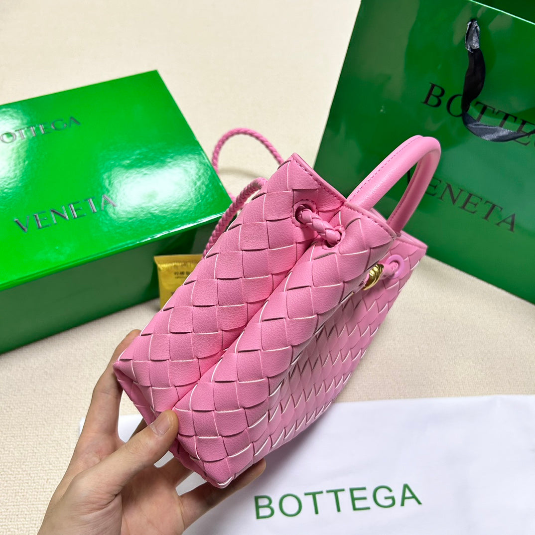 Bottega Veneta BV SMALL ANDIAMO 25CM PINK LAMBSKIN