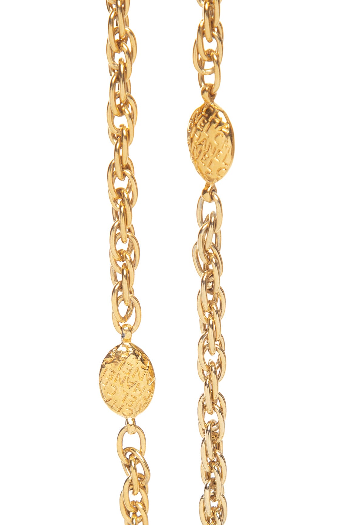 Chanel Vintage 1980s Single Gold Chain Engraved Oval Link Necklace