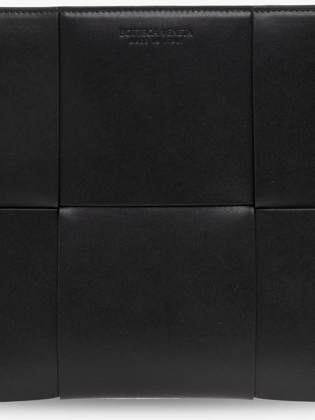 Bottega Veneta Maxi Intrecciato Leather Clutch Bag Black