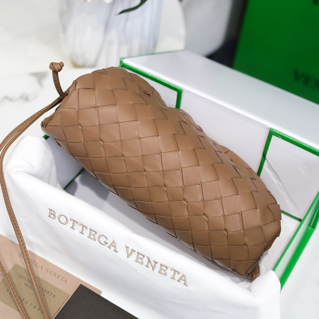Bottega Veneta Mini Pouch 22cm Brown Calfskin