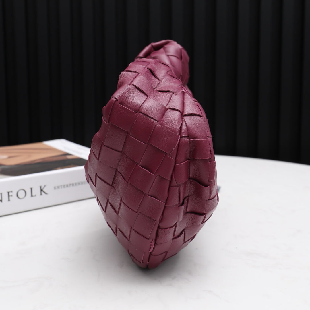 Bottega Veneta mini jodie 28 burgundy lambskin