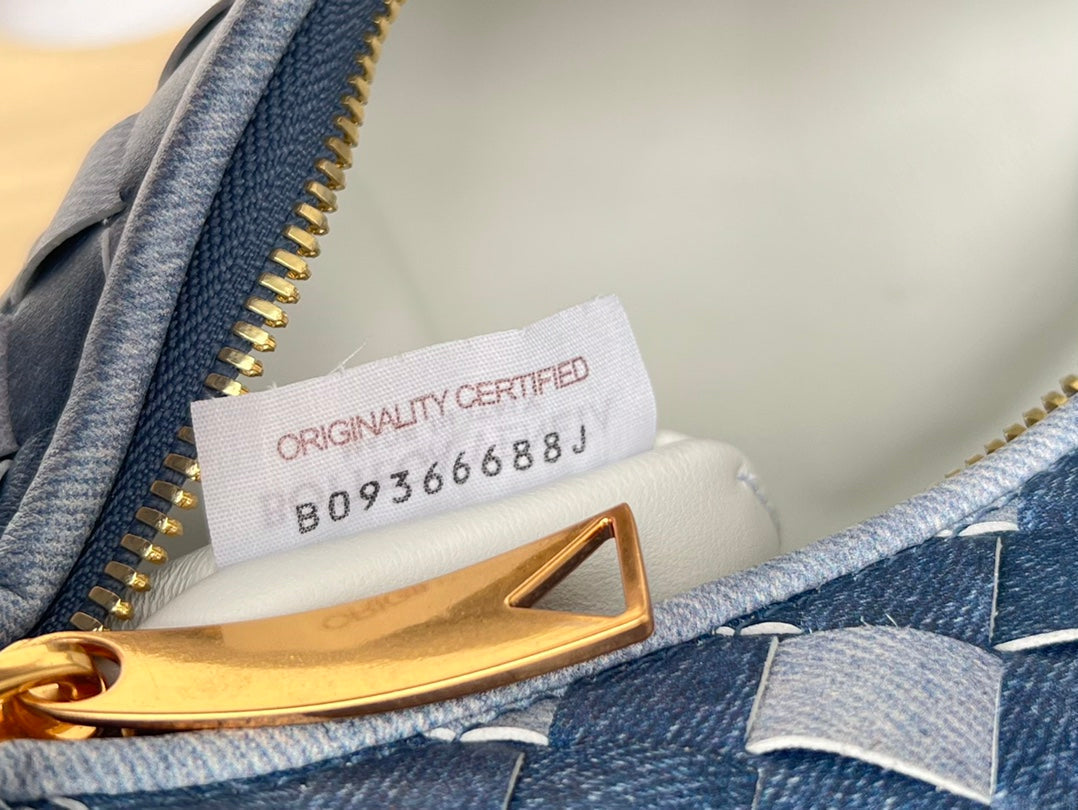 Bottega Veneta mini jodie 28 blue denim lambskin