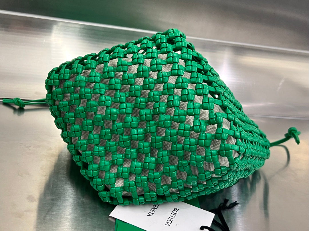 Bottega Veneta CAVALLINO 23 BAG IN GREEN LAMBSKIN