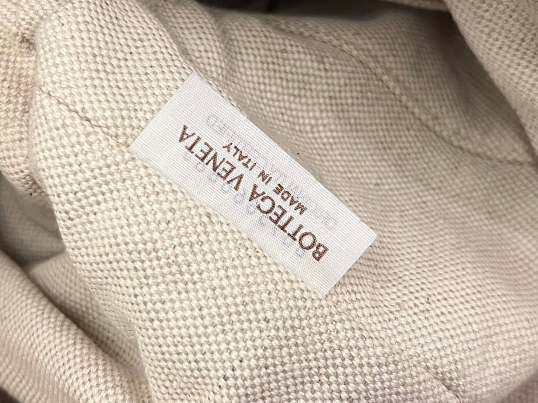 Bottega Veneta CAVALLINO 23 BAG IN WHITE LAMBSKIN