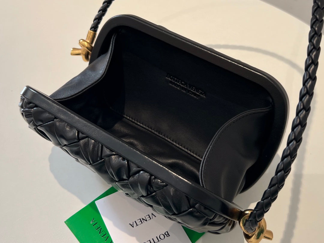 Bottega Veneta KNOT 20 IN BLACK LAMBSKIN WITH CHAIN