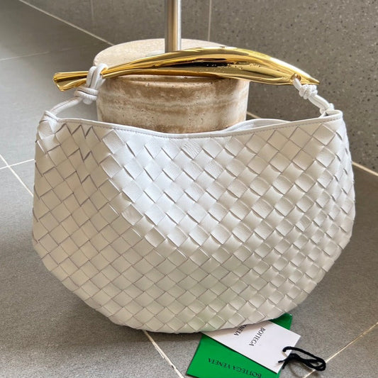 Bottega Veneta SARDINE 33 WITH CHAIN IN WHITE LAMBSKIN