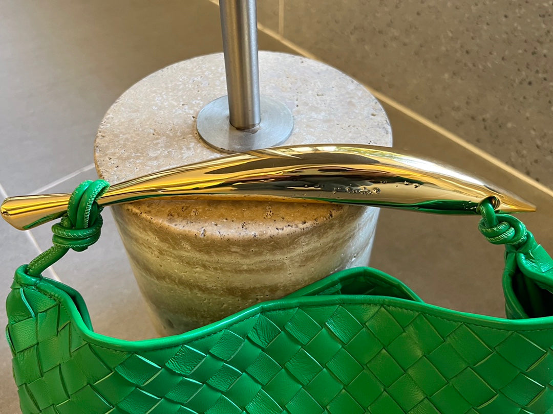 Bottega Veneta SARDINE 33 WITH CHAIN IN SHAMROCK GREEN LAMBSKIN