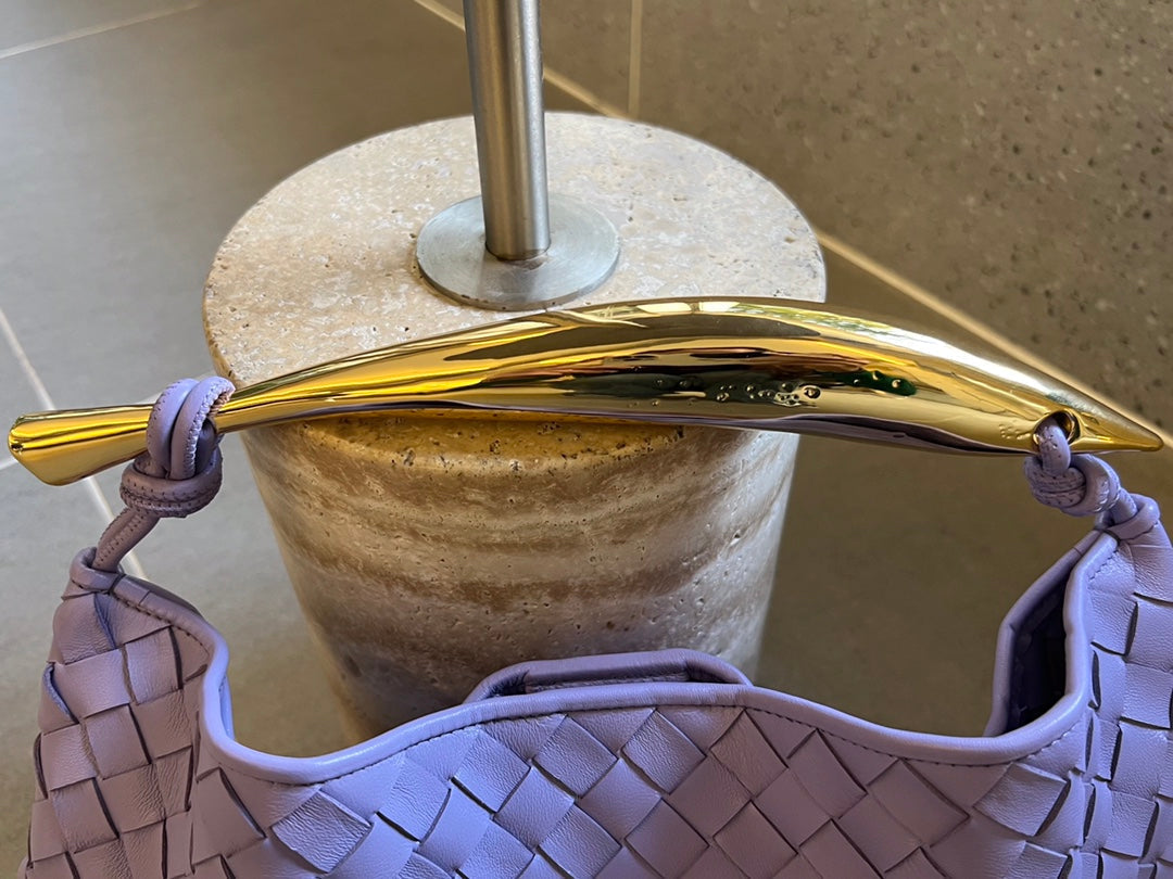 Bottega Veneta SARDINE 33 WITH CHAIN IN LIGHT PURPLE LAMBSKIN