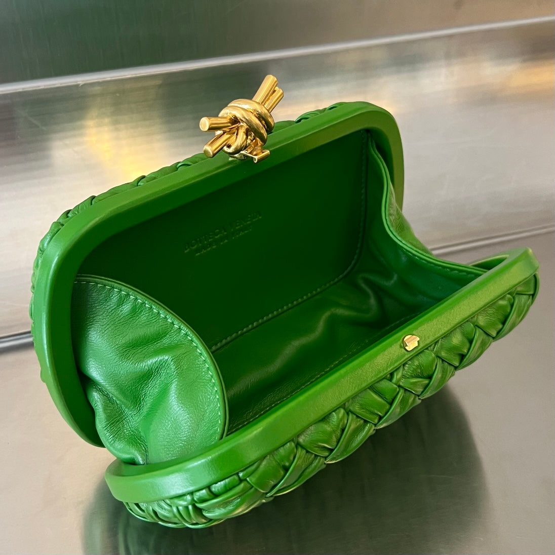 Bottega Veneta KNOT 19 IN EMERALD GREEN LAMBSKIN