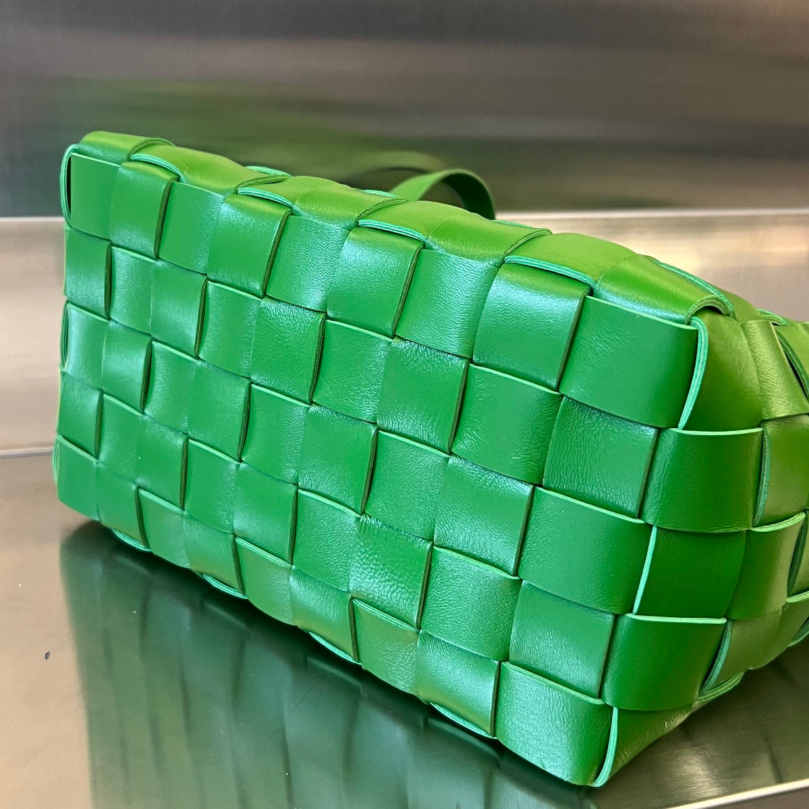 Bottega Veneta MEDIUM 28 CASSETTE NEON GREEN LAMBSKIN