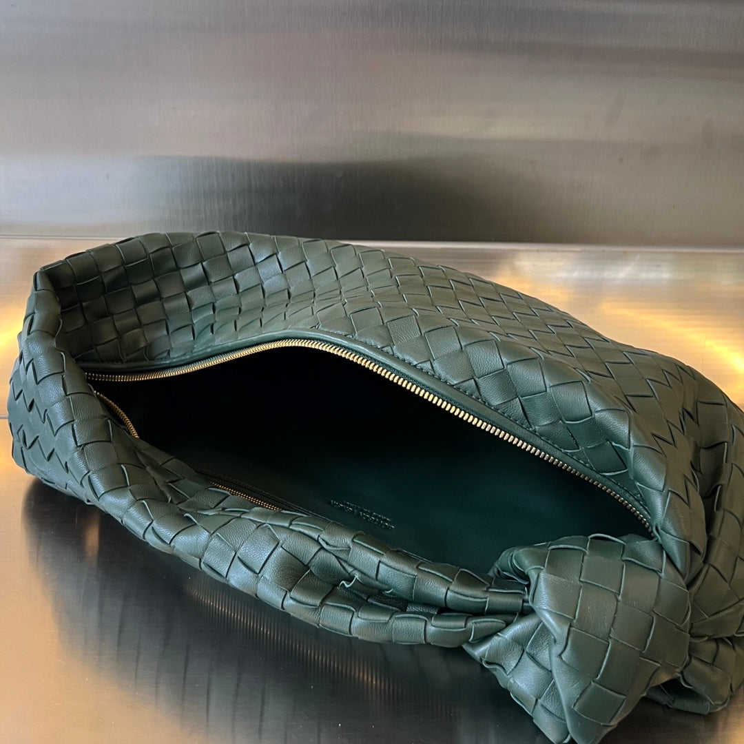 Bottega Veneta SMALL JODIE 48 DARK GREEN CALFSKIN