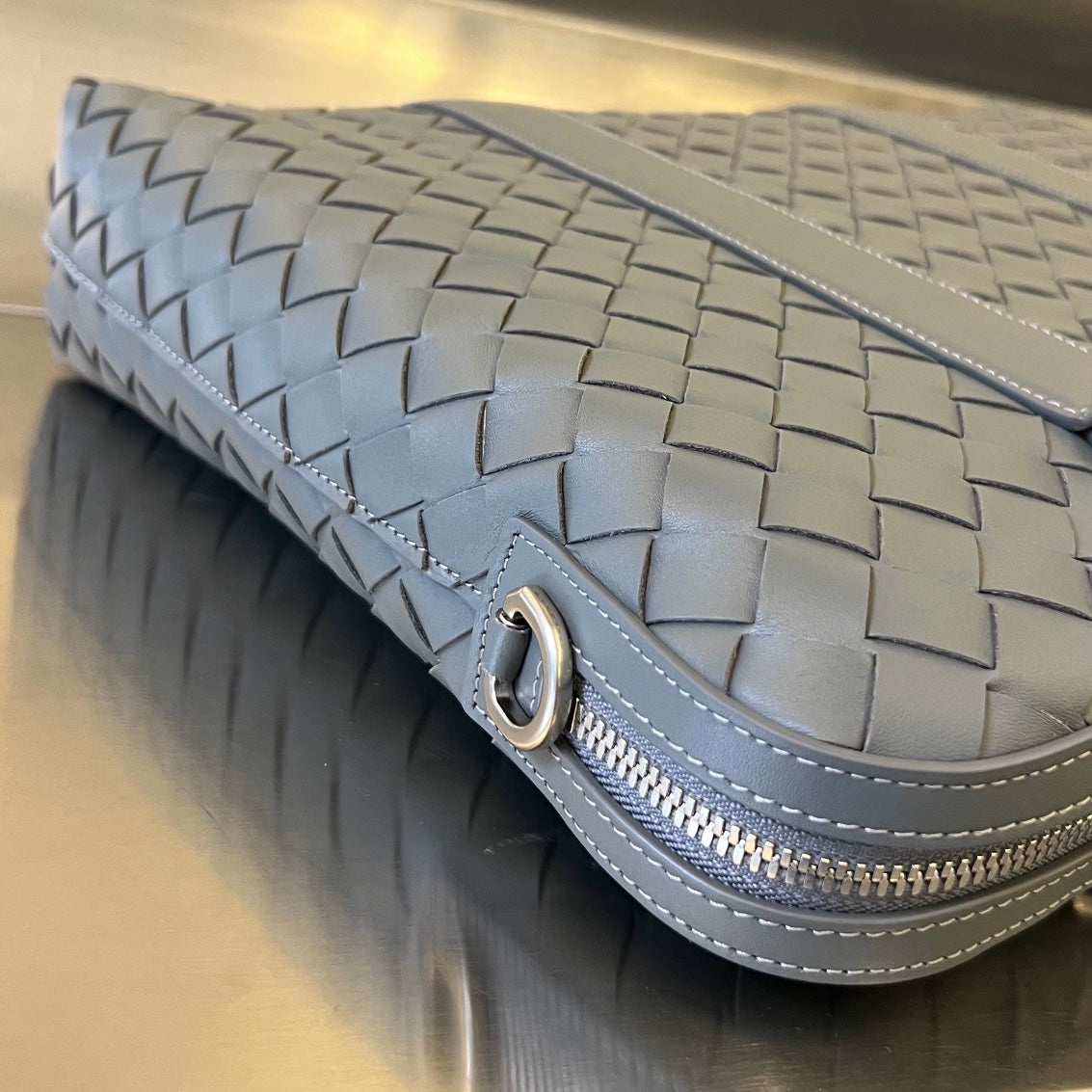 Bottega Veneta SLIM INTRECCIATO BRIEFCASE 36 GREY CALFSKIN