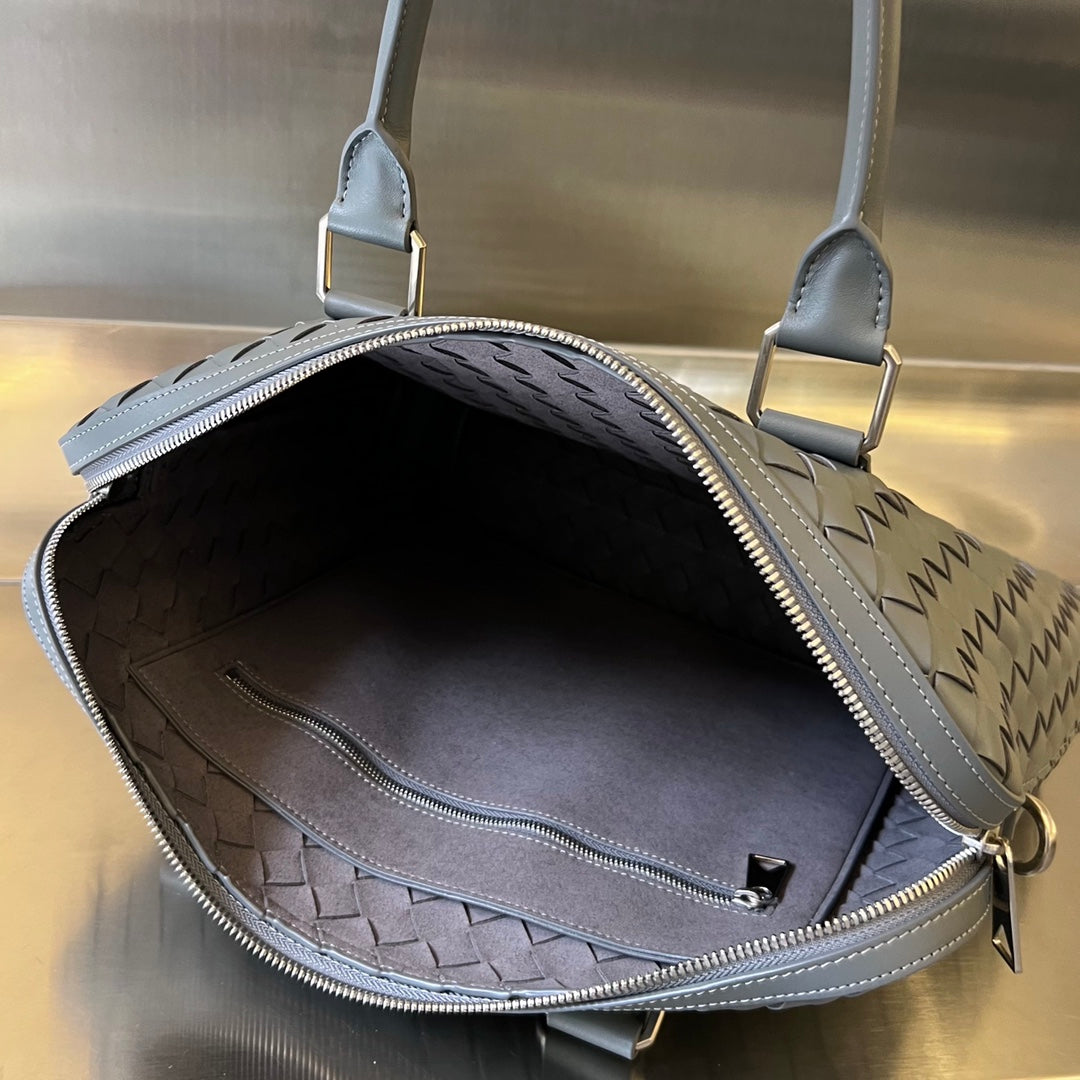 Bottega Veneta SLIM INTRECCIATO BRIEFCASE 36 GREY CALFSKIN