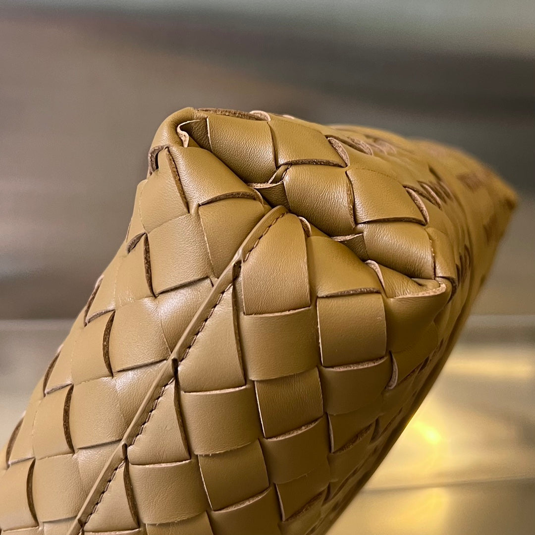 Bottega Veneta SLIM INTRECCIATO BRIEFCASE 36 CARAMEL BROWN CALFSKIN