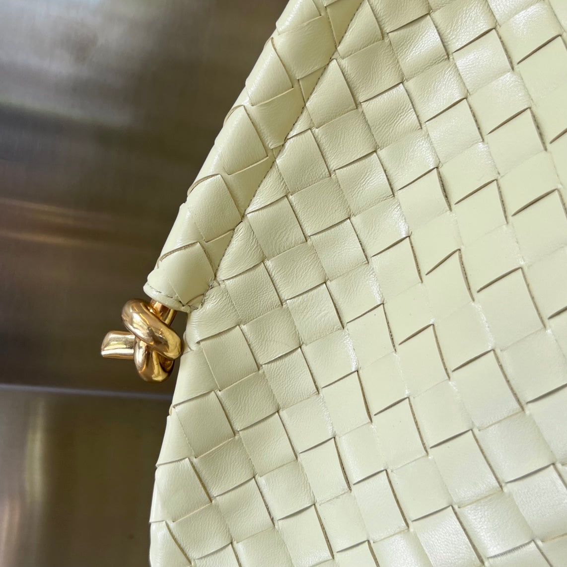 Bottega Veneta MEDIUM SOLSTICE 44 DARK CREAM LAMBSKIN