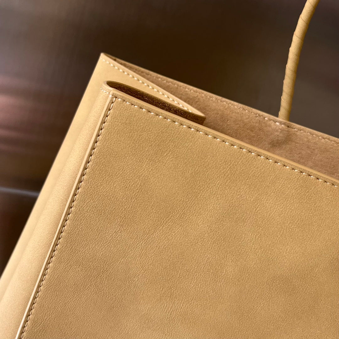 Bottega Veneta MEDIUM 32 BROWN BAG KRAFT CALFSKIN