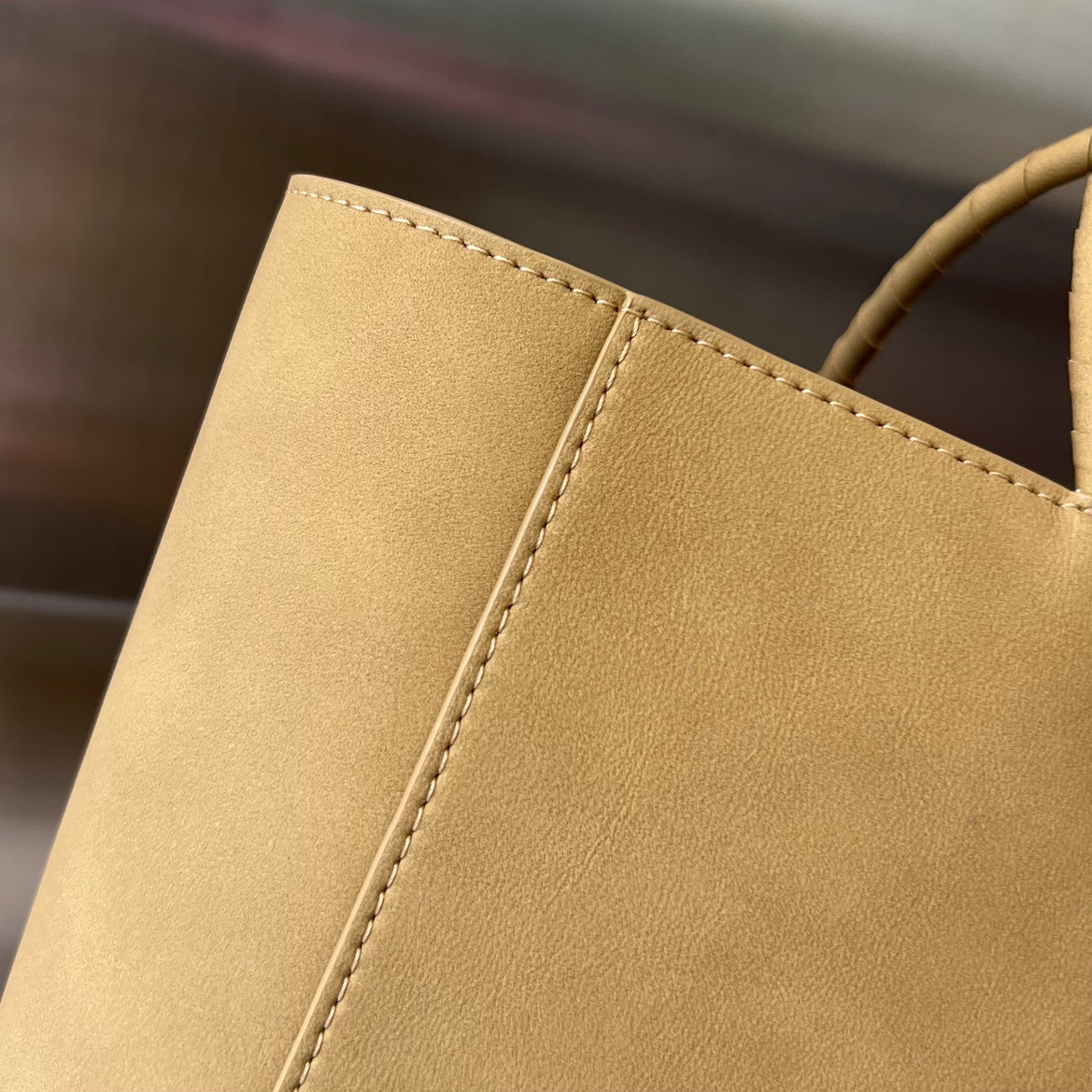 Bottega Veneta SMALL 26  BROWN BAG KRAFT CALFSKIN