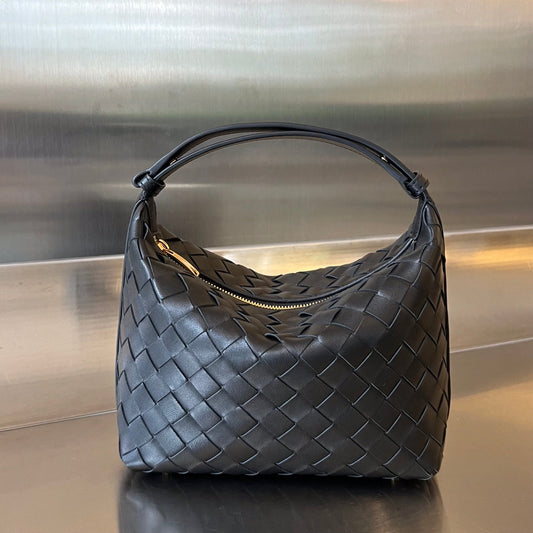 Bottega Veneta WALLACE 22 BAG IN BLACK CALFSKIN