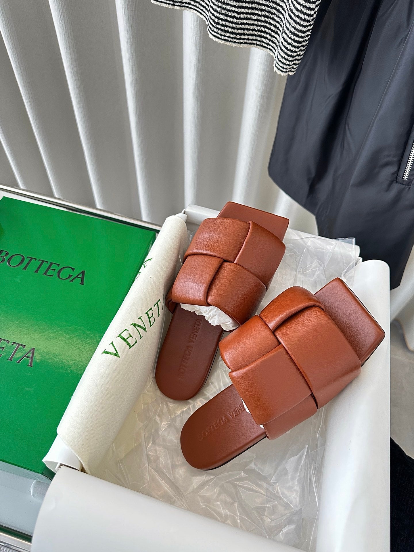 Bottega Veneta patch mule flat brown lambskin