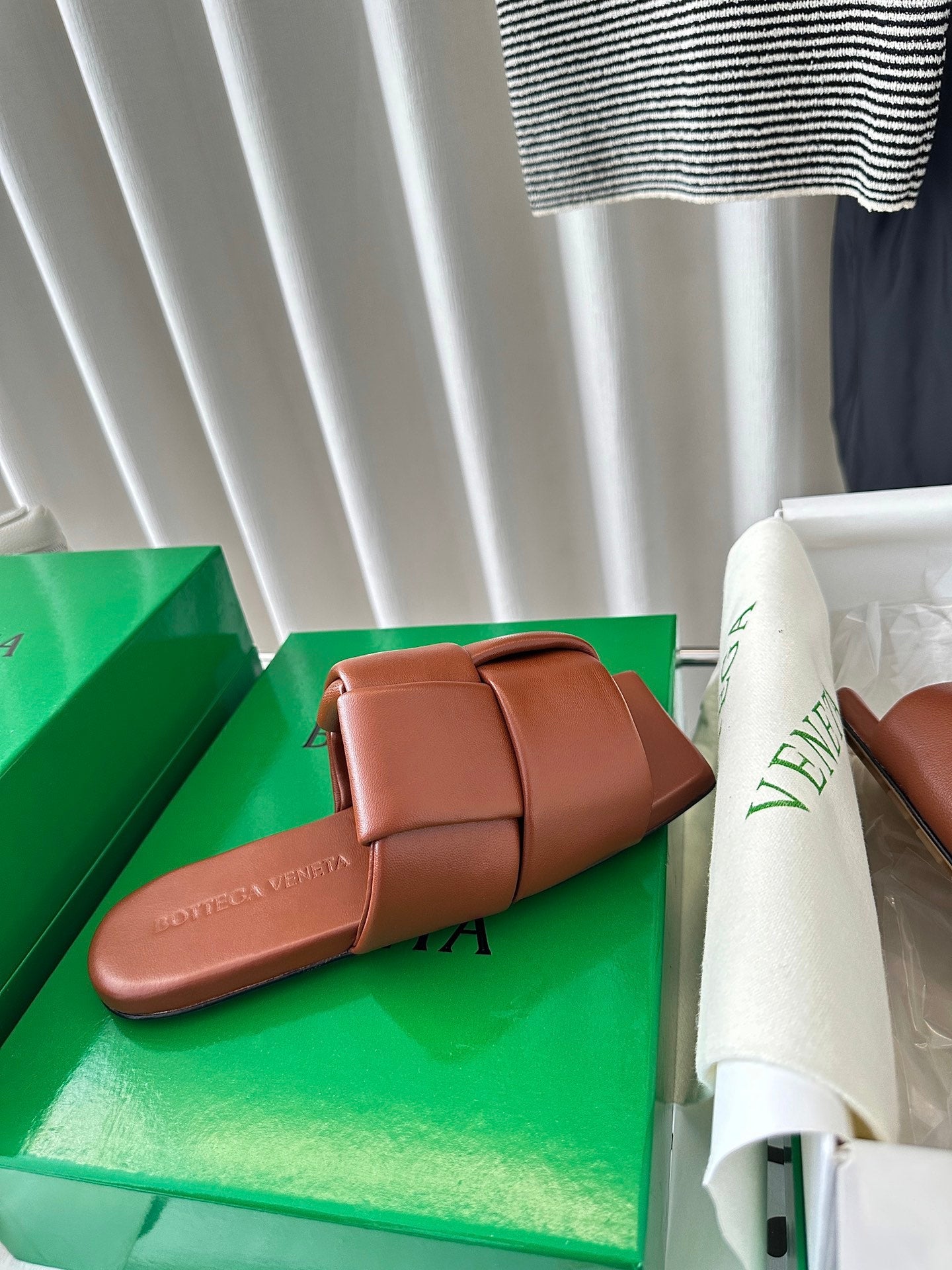 Bottega Veneta patch mule flat brown lambskin