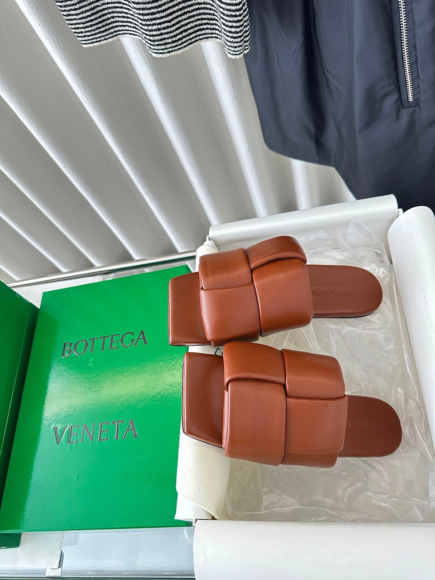 Bottega Veneta patch mule flat brown lambskin