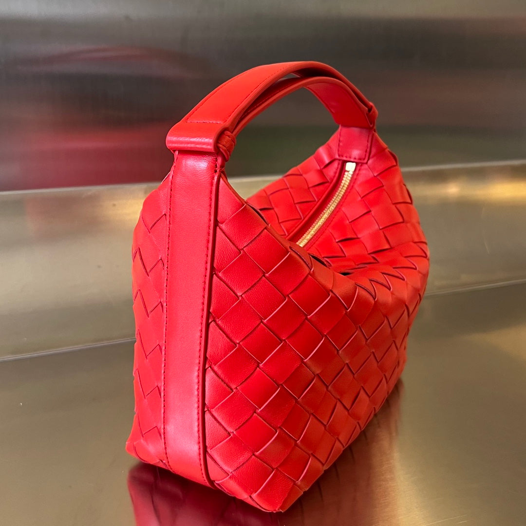 Bottega Veneta WALLACE 22 BAG IN CHERRY RED CALFSKIN