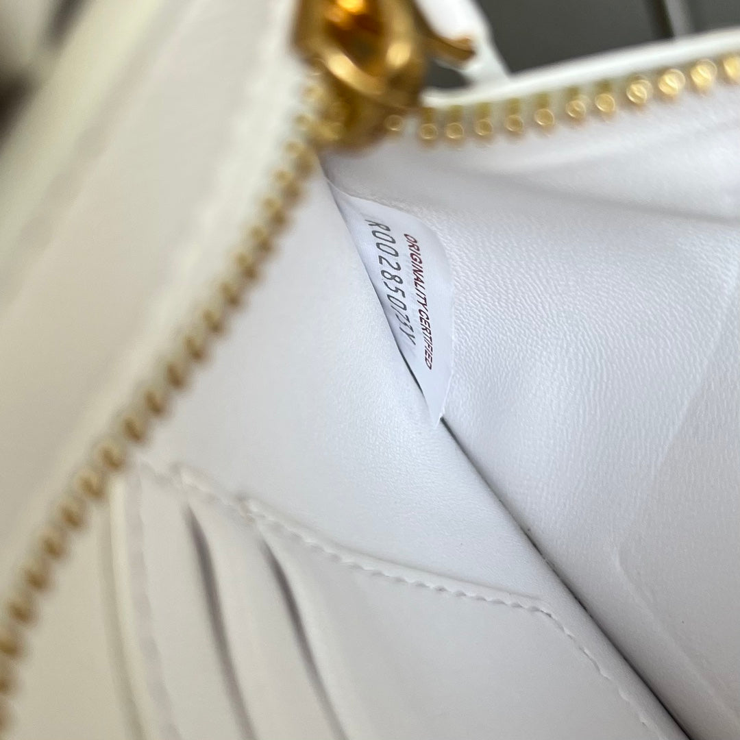 Bottega Veneta FLIP FLAP 23 BAG IN WHITE LAMBSKIN