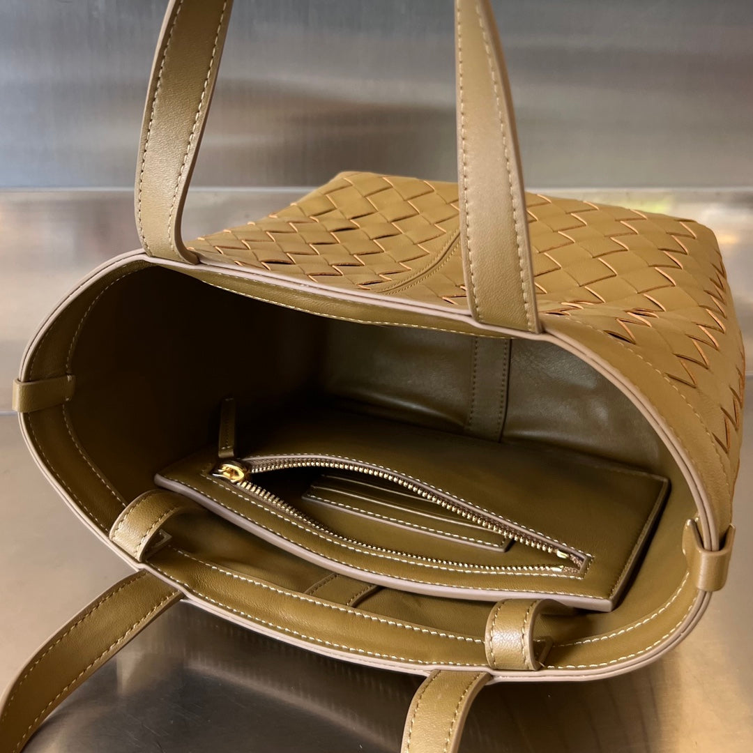 Bottega Veneta FLIP FLAP 23 BAG IN CARAMEL BROWN LAMBSKIN