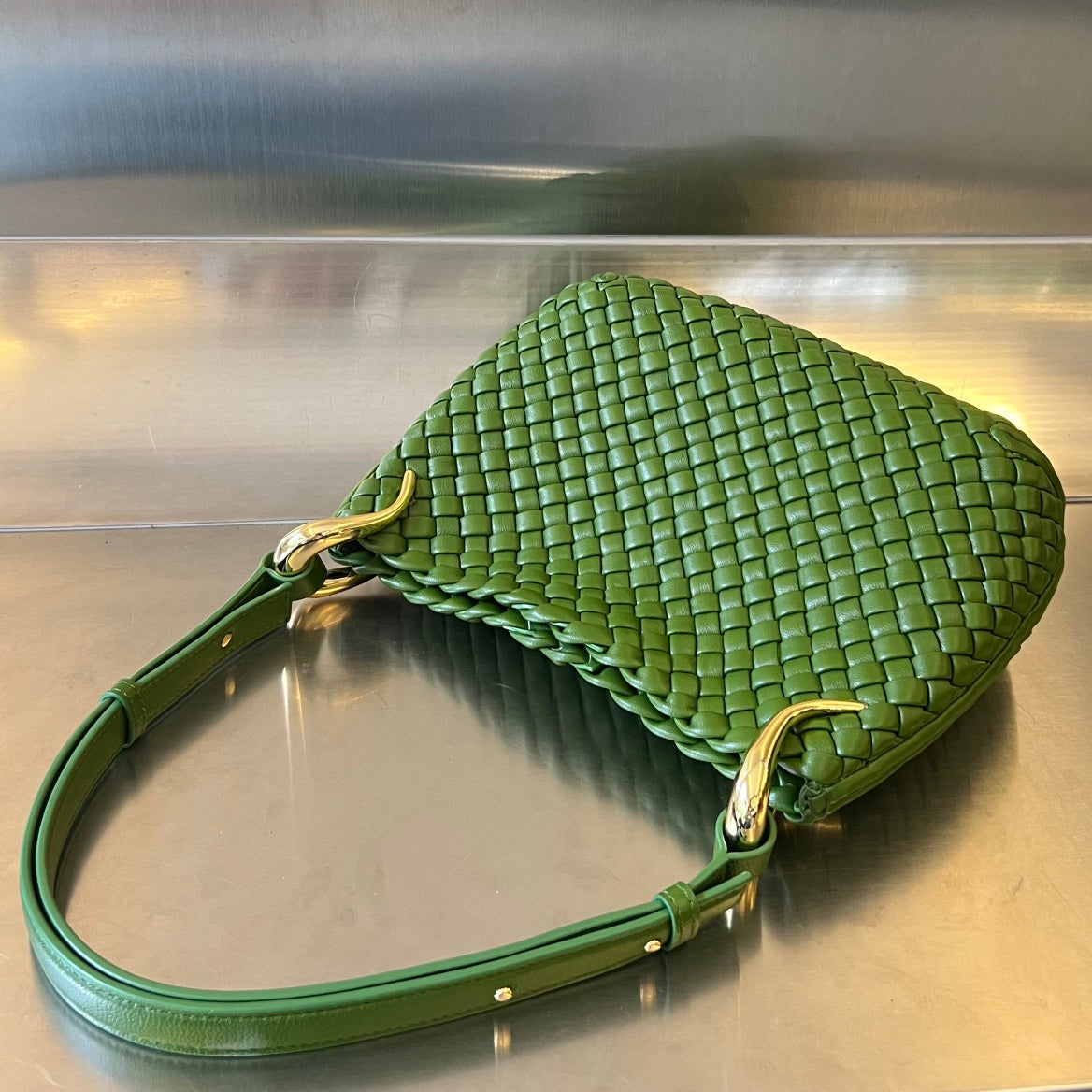 Bottega Veneta SMALL CLICKER 27 MOSS GREEN LAMBSKIN