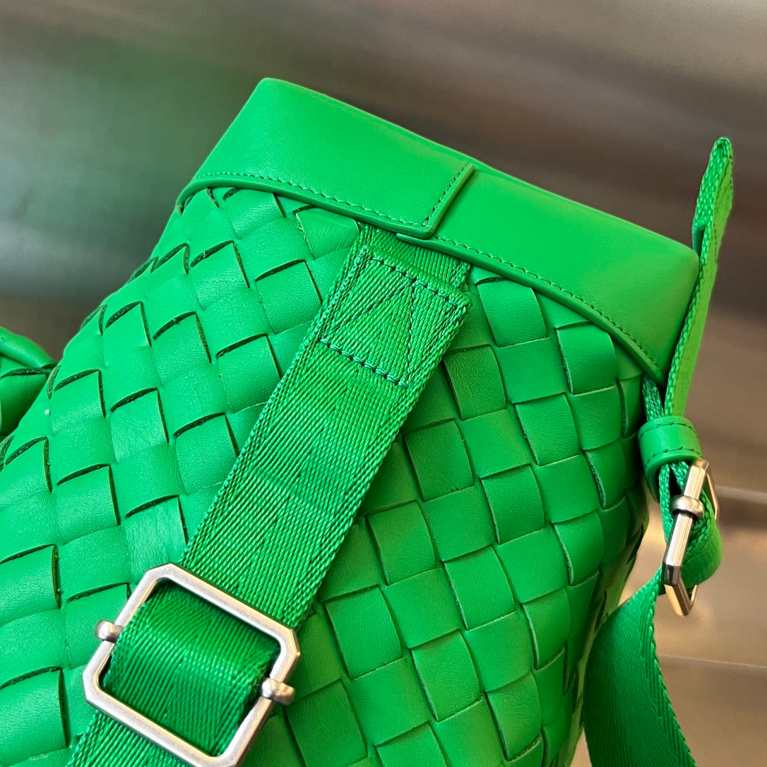 Bottega Veneta BACKPACK 42 IN PARAKEET GREEN CALFSKIN