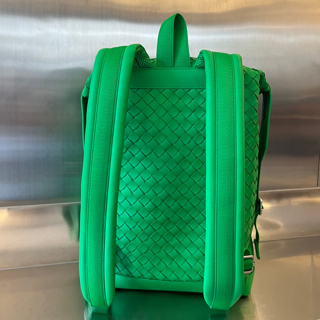 Bottega Veneta BACKPACK 42 IN PARAKEET GREEN CALFSKIN