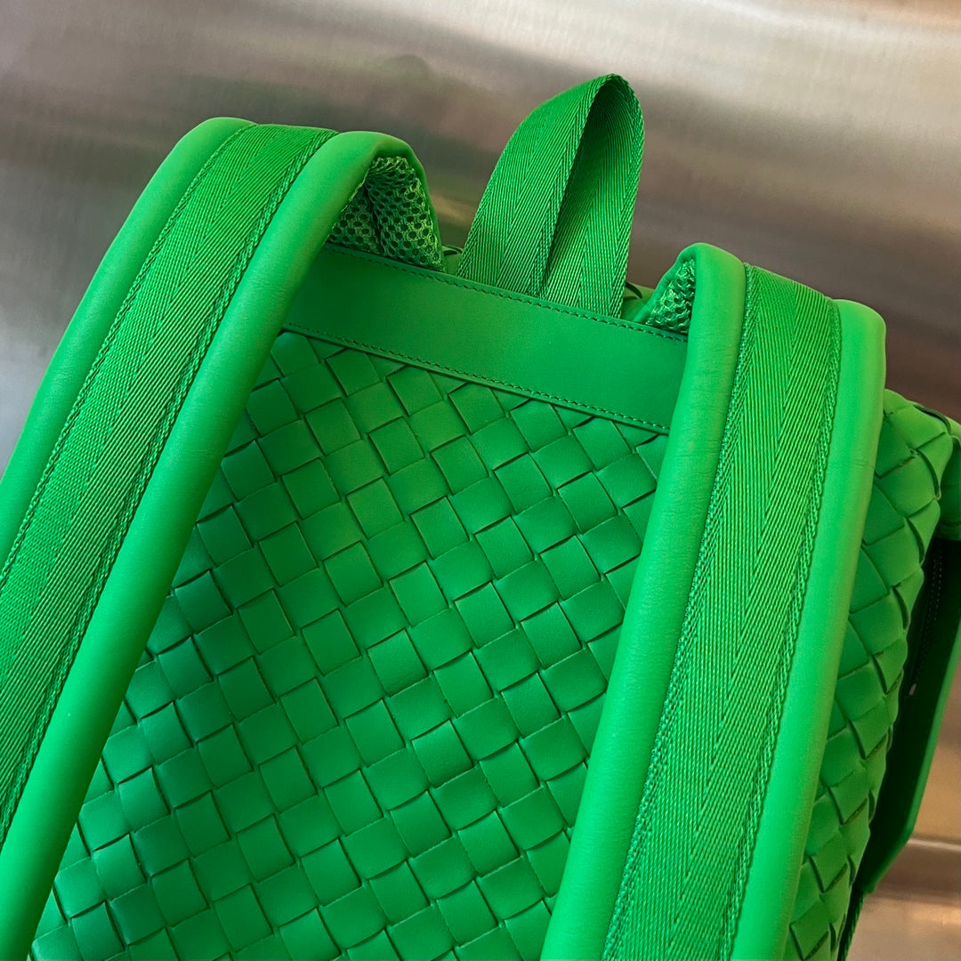 Bottega Veneta BACKPACK 42 IN PARAKEET GREEN CALFSKIN