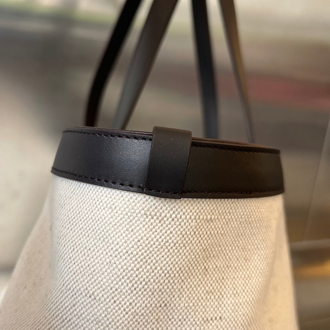 Bottega Veneta FLIP FLAP 38 IN WHITE CANVAS AND BLACK CALSKIN