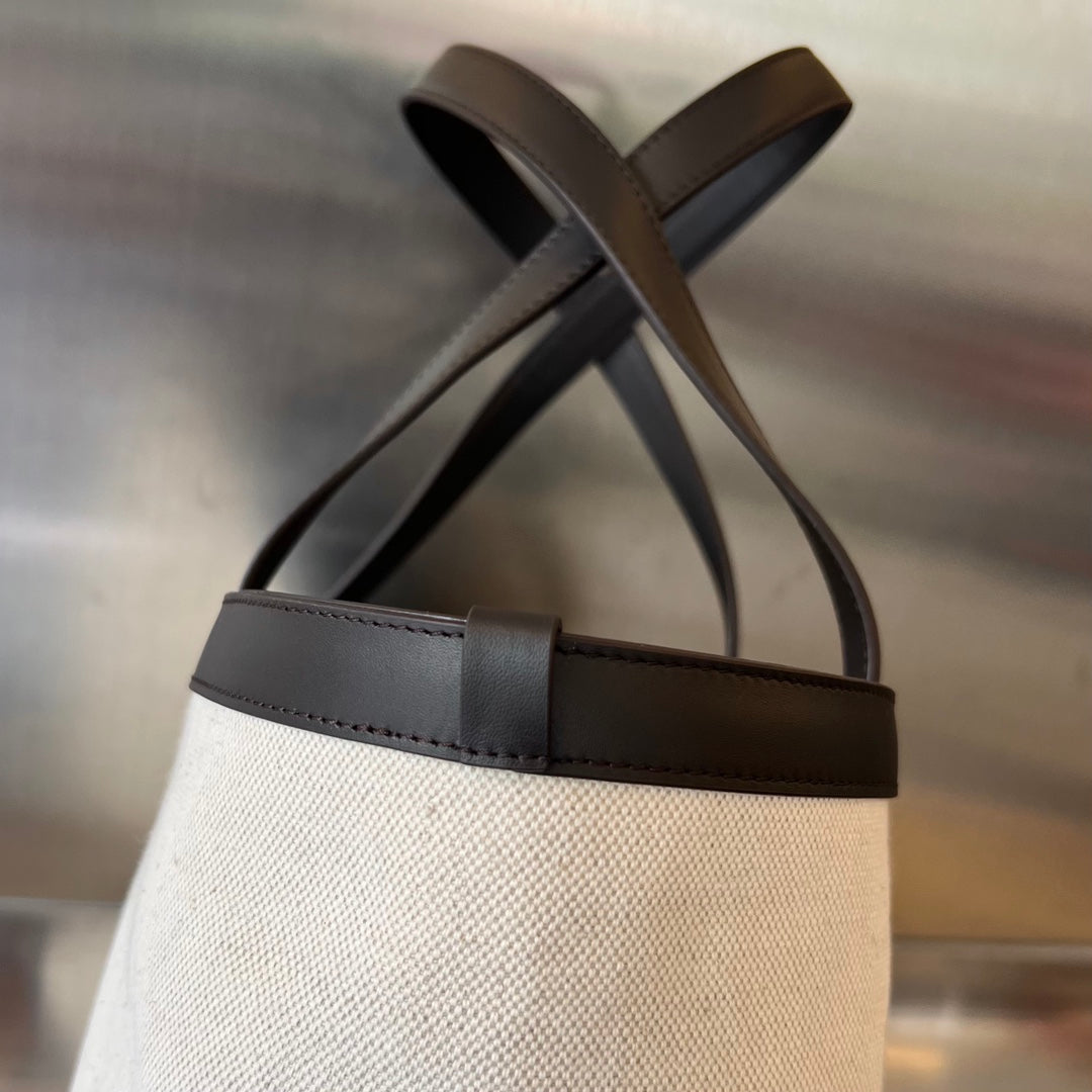 Bottega Veneta FLIP FLAP 30 IN WHITE CANVAS AND BLACK CALSKIN