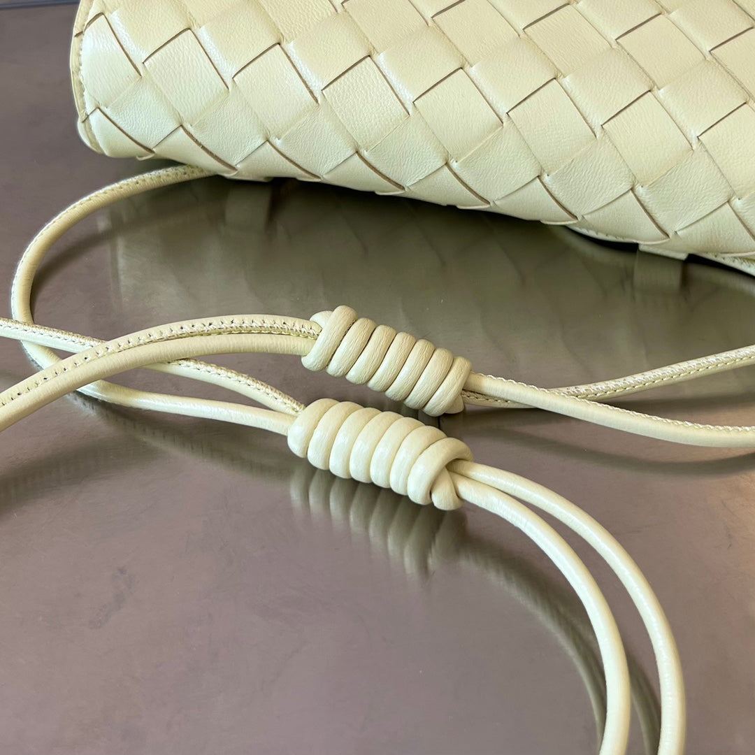 Bottega Veneta BV Mini Crossbody Bag 19cm Light Yellow Calfskin Ghw