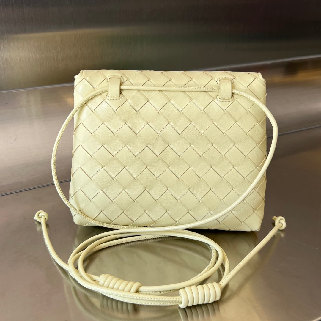 Bottega Veneta BV Mini Crossbody Bag 19cm Light Yellow Calfskin Ghw