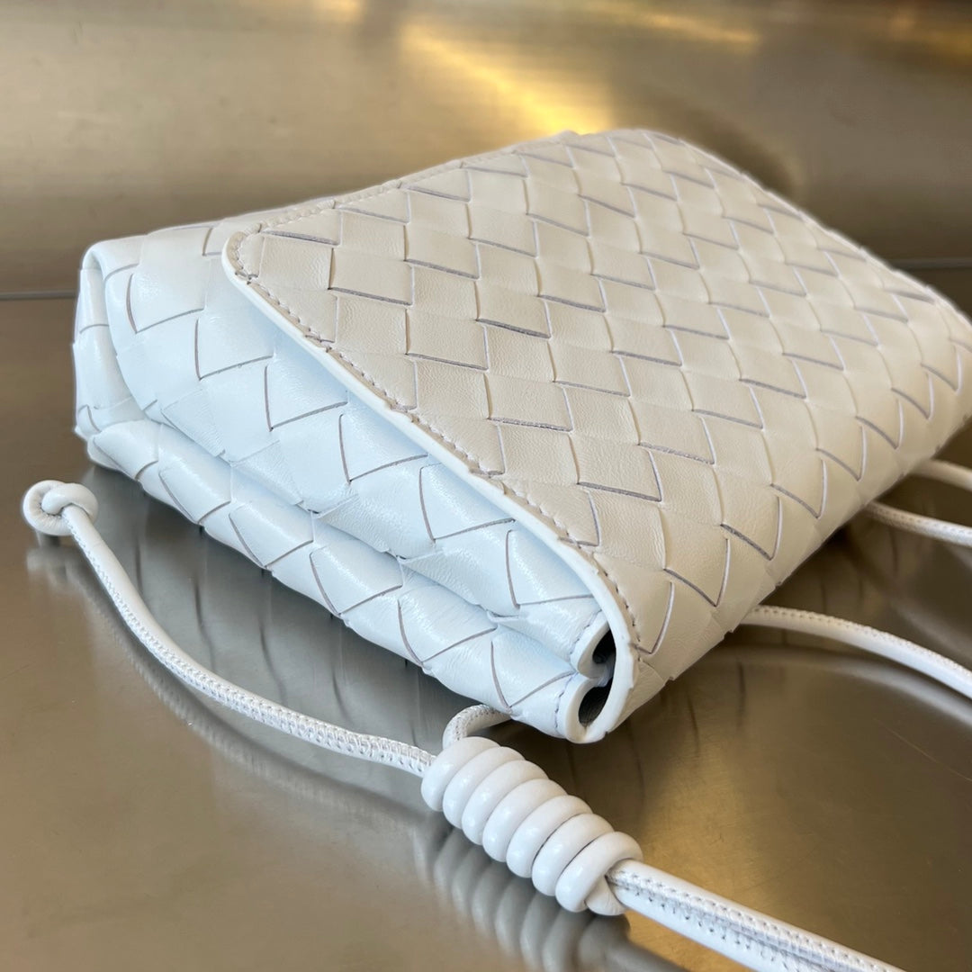 Bottega Veneta BV Mini Crossbody Bag 19cm White Calfskin Ghw