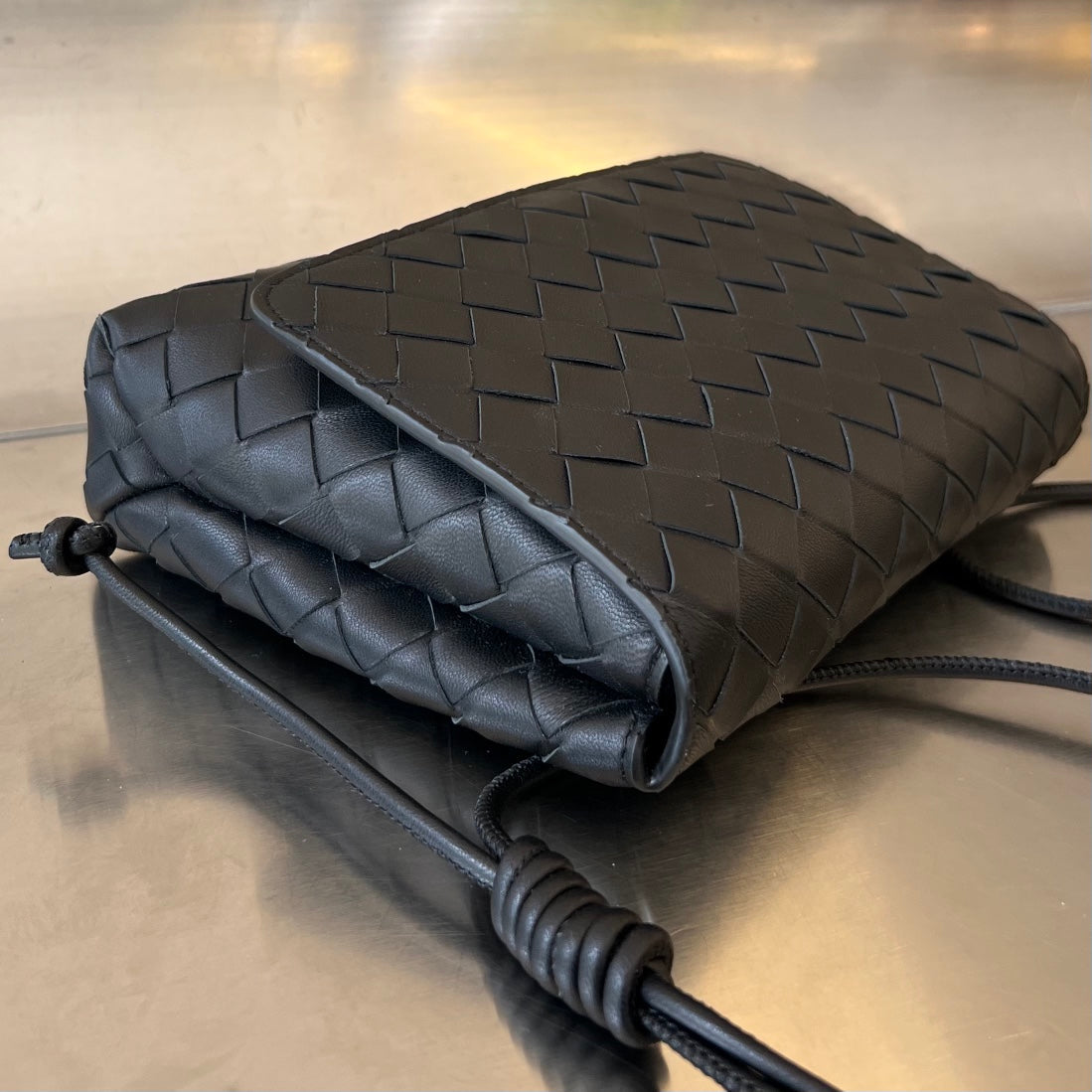 Bottega Veneta BV Mini Crossbody Bag 19cm Black Calfskin Ghw