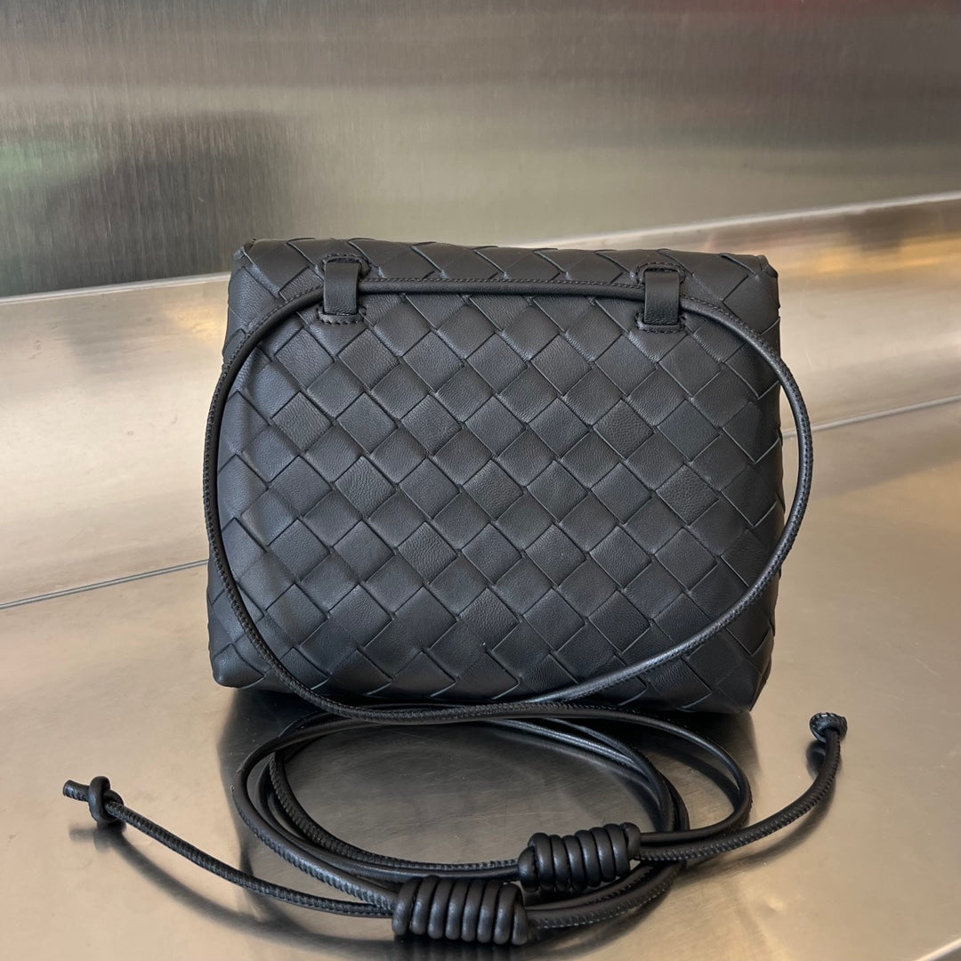 Bottega Veneta BV Mini Crossbody Bag 19cm Black Calfskin Ghw